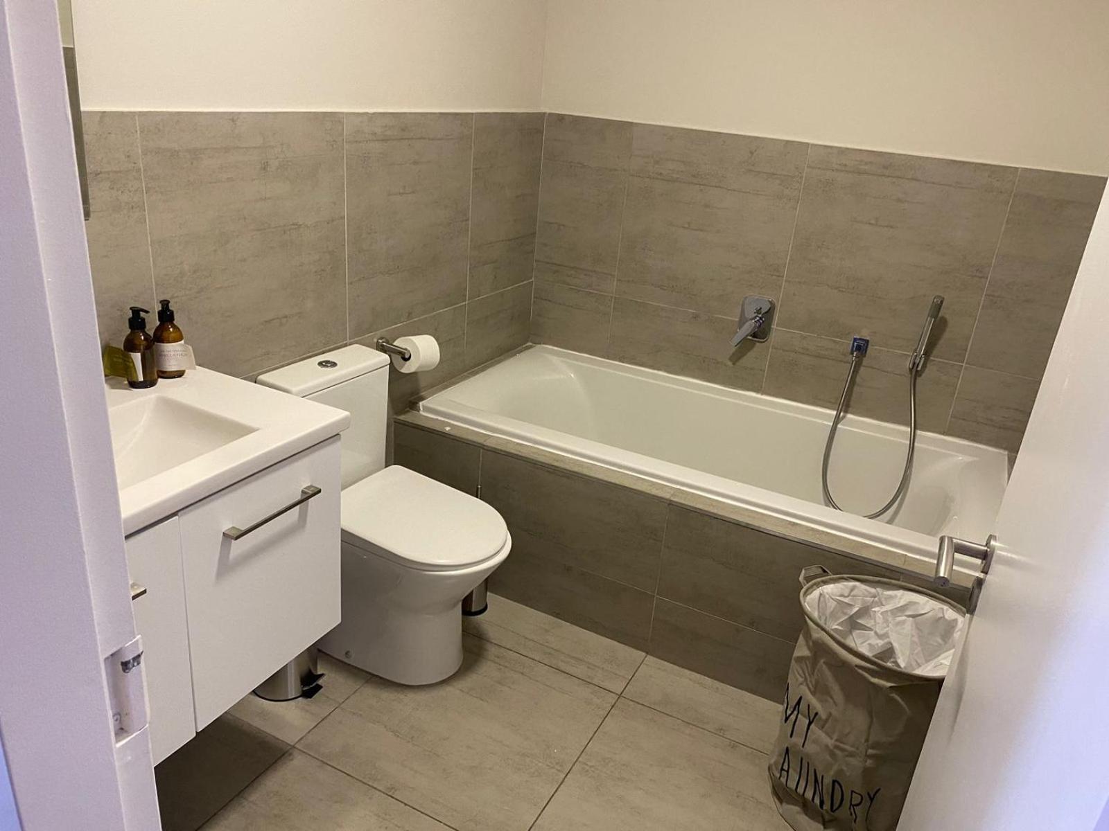 Apartment 228 The Terraces Self-catering Cape Town