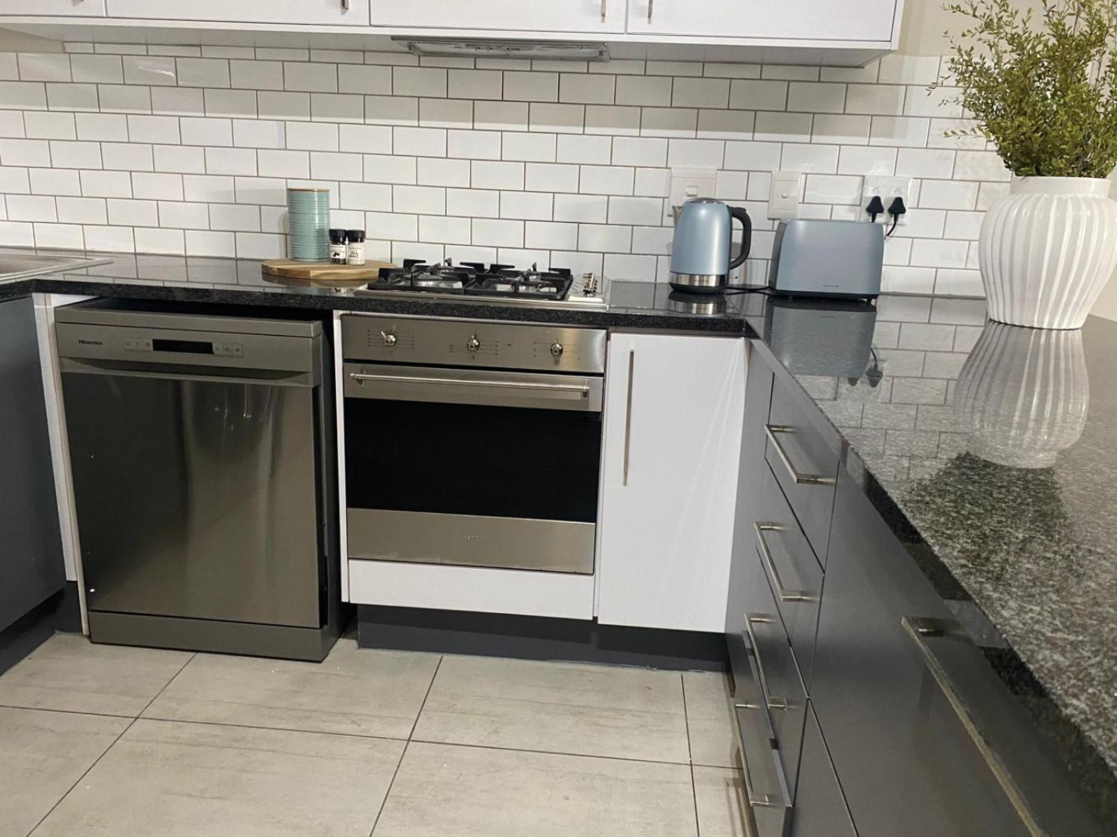 228 The Terraces Self-catering Cape Town