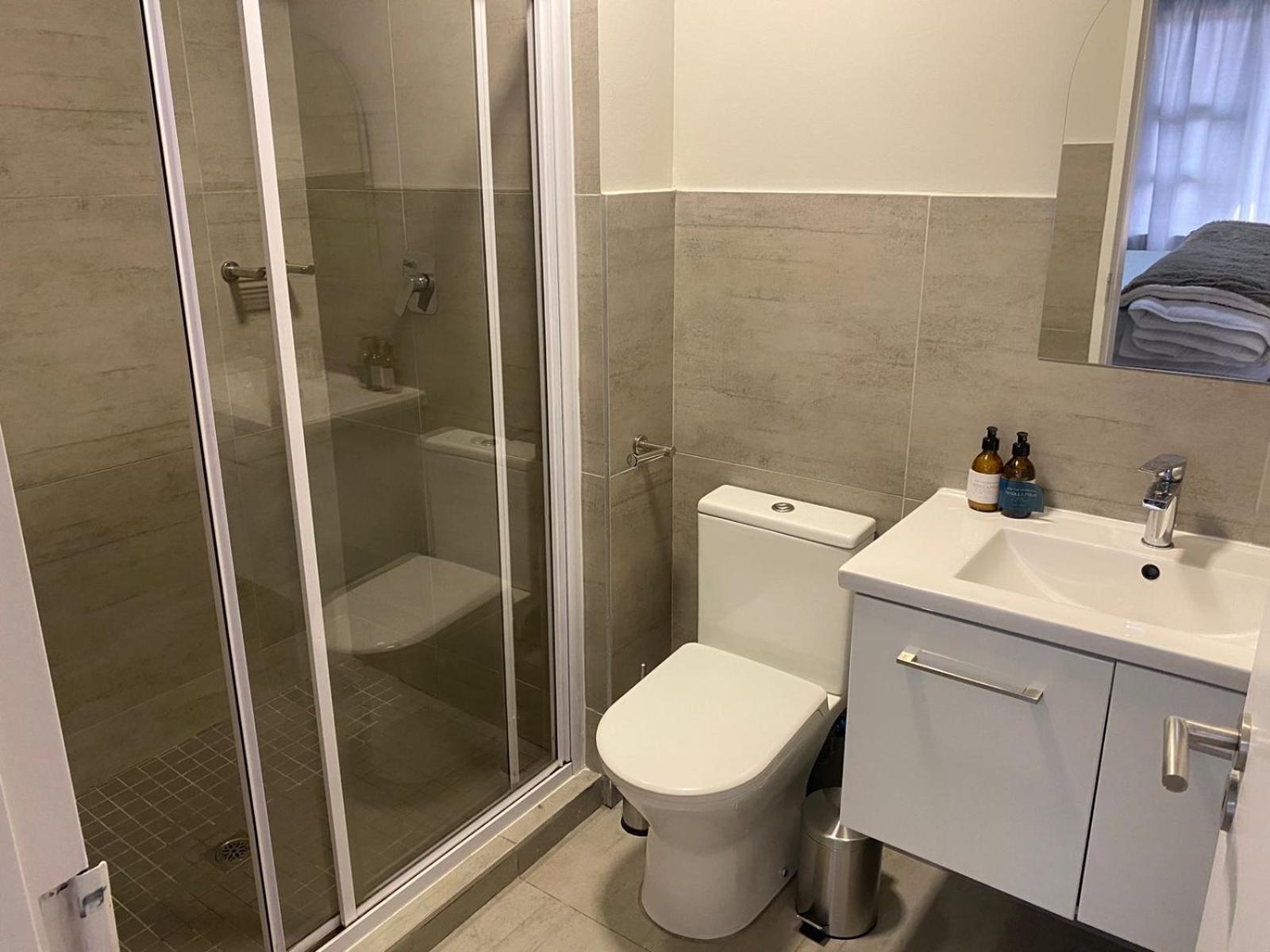 228 The Terraces Self-catering Cape Town